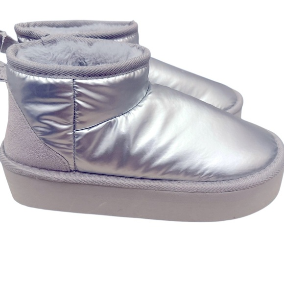 Steve Madden size M 7/8 Silver Women's Platform faux fur booties slippers NWOB - Picture 3 of 6